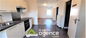 t2 à la location -   03100  MONTLUCON, surface 45 m2 location t2 - UBI417348954